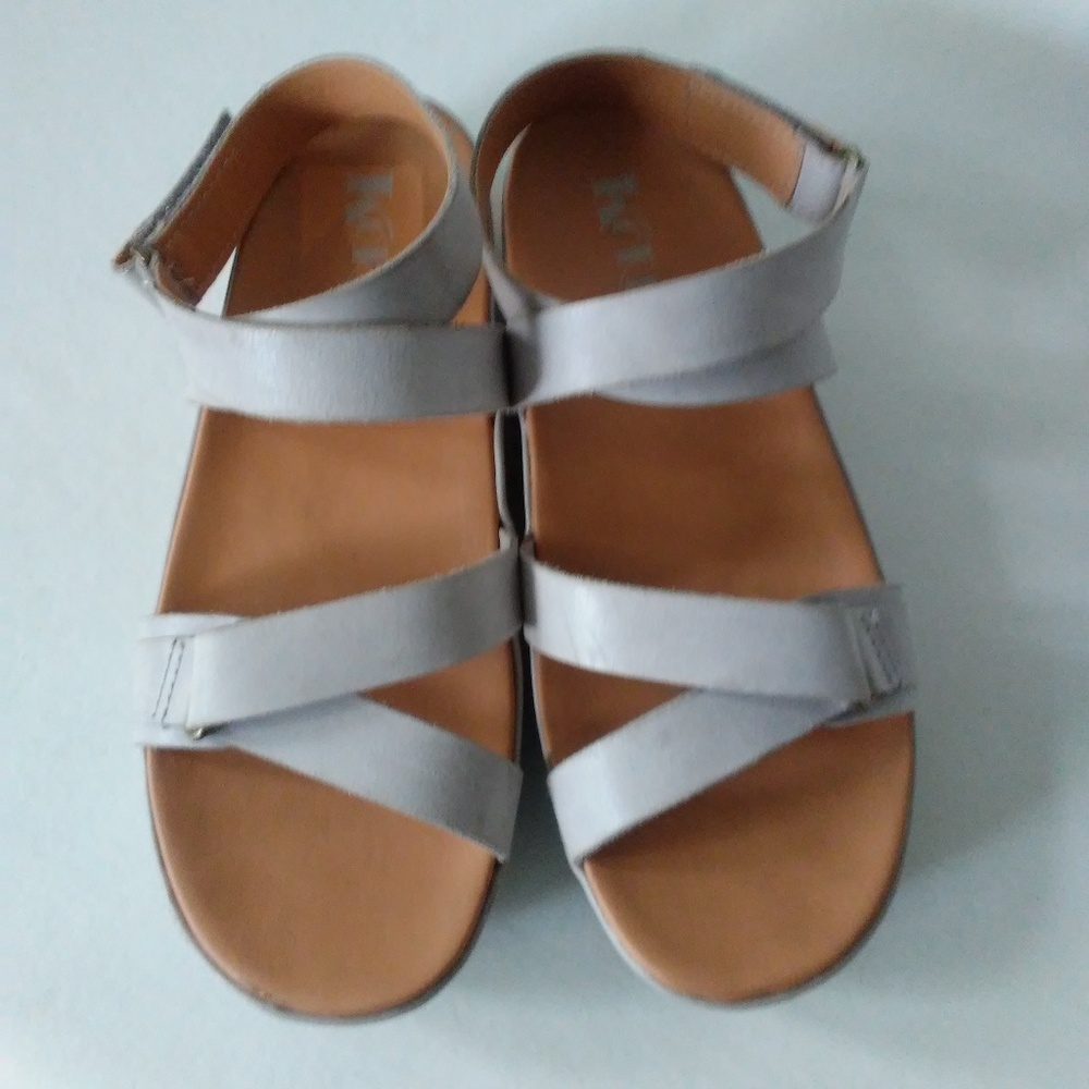 Korks Platform Ankle Strap Sandals Beige 7